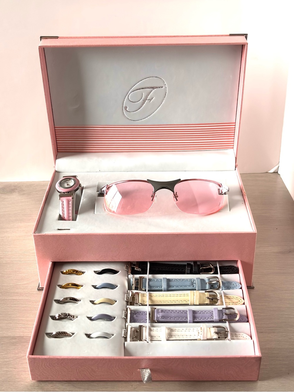 Fondini platinum collection Customize Bezel & Strap Color Quartz Watch/glasses